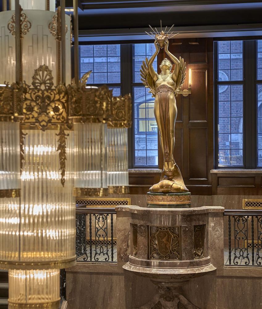 Hotel Phillips Kansas City, Curio Collection By Hilton Exteriör bild