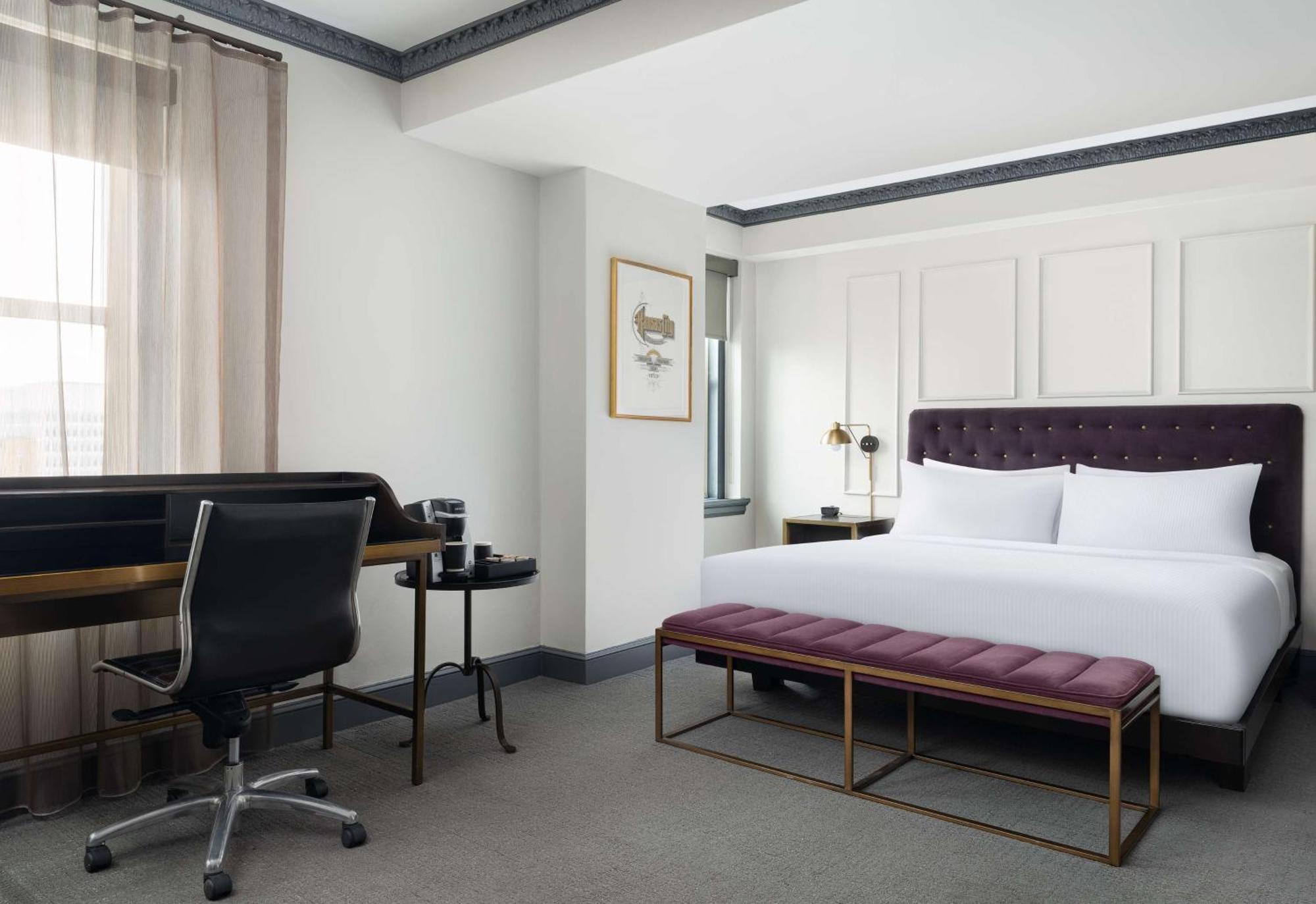 Hotel Phillips Kansas City, Curio Collection By Hilton Exteriör bild